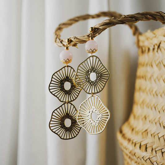 Dangles Kiwi Shaped Earring With Dyed Rose Quartz Stone